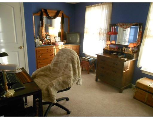 77 Massasoit Rd, Worcester, MA 01604 photo 9