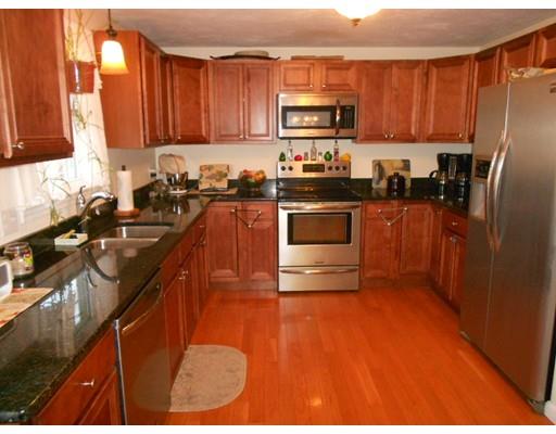 77 Massasoit Rd, Worcester, MA 01604 photo 2