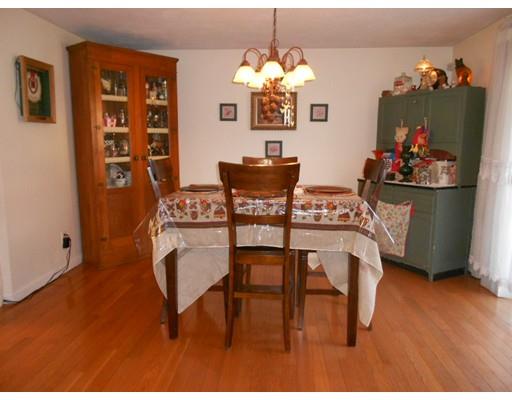 77 Massasoit Rd, Worcester, MA 01604 photo 6