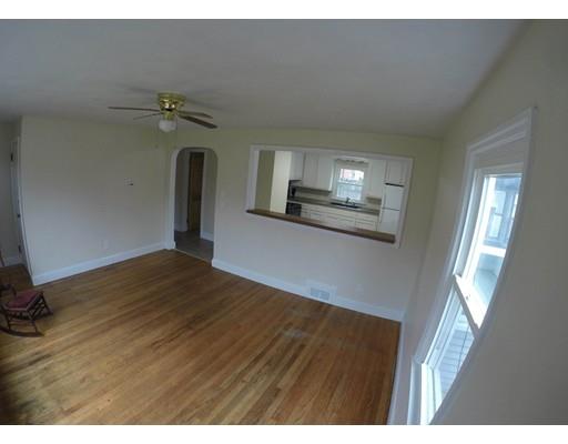 16 Barrison St, Springfield, MA 01109 photo 7