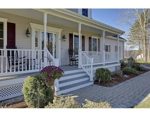 21 Brooks St, Upton, MA 01568 photo 2