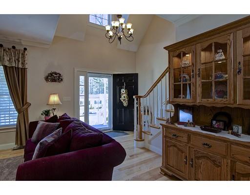 21 Brooks St, Upton, MA 01568 photo 5