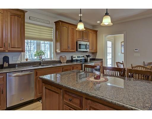 21 Brooks St, Upton, MA 01568 photo 10