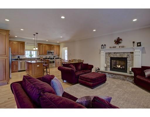 21 Brooks St, Upton, MA 01568 photo 6