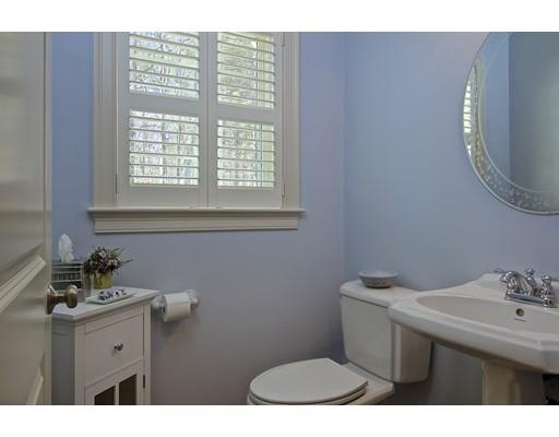 21 Brooks St, Upton, MA 01568 photo 11