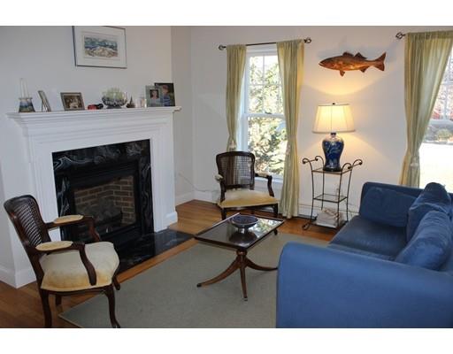 33 Willow Rd, Marblehead, MA 01945 photo 5