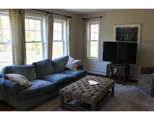 33 Willow Rd, Marblehead, MA 01945 photo 6
