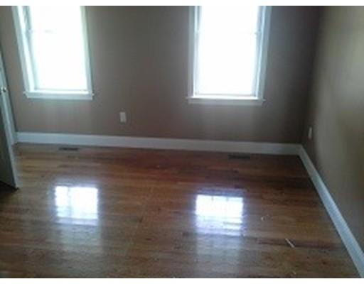 12 Sara Beth Ln, Wareham, MA 02571 photo 5
