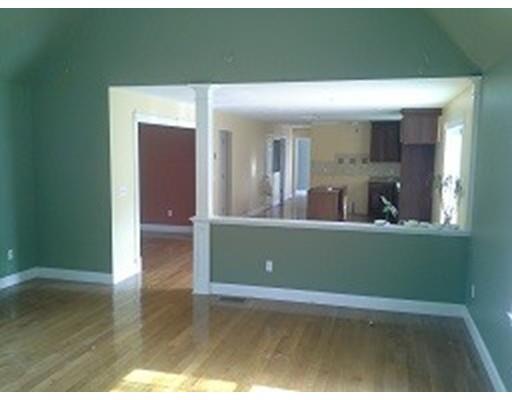 12 Sara Beth Ln, Wareham, MA 02571 photo 8
