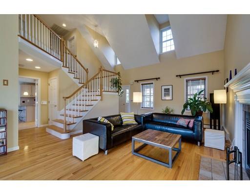 20 Taft Ave, Maynard, MA 01754 photo 3
