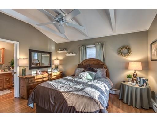 7 Marble St, Gloucester, MA 01930 photo 15