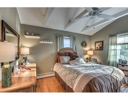 7 Marble St, Gloucester, MA 01930 photo 14