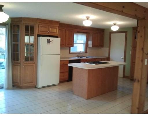 315 Arcadia Blvd, Springfield, MA 01118 photo 9