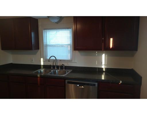 199 Laurelton St, Springfield, MA 01109 photo 3