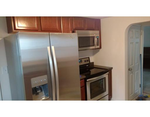 199 Laurelton St, Springfield, MA 01109 photo 2