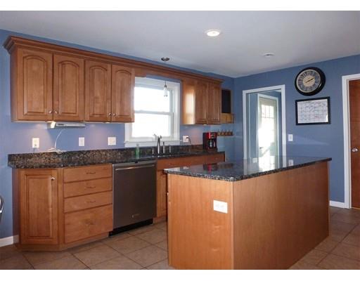 63 Lorraine St, Chicopee, MA 01013 photo 7
