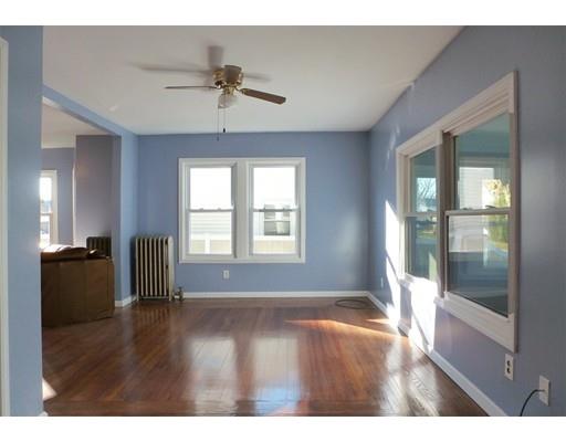 63 Lorraine St, Chicopee, MA 01013 photo 11