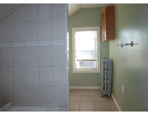 63 Lorraine St, Chicopee, MA 01013 photo 18