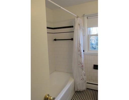 27 Kent Rd, Lynn, MA 01904 photo 13