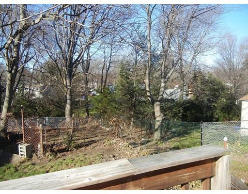 76 Roy St, Springfield, MA 01104 photo 18