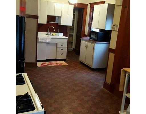 76 Roy St, Springfield, MA 01104 photo 6