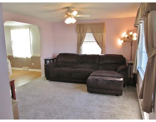 71 Loretta St, Springfield, MA 01118 photo 5
