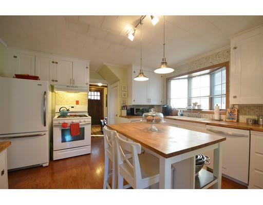 29 Riverview St, Dedham, MA 02026 photo 3