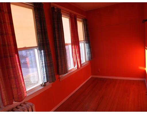 26 Dixfield Rd, Worcester, MA 01606 photo 11