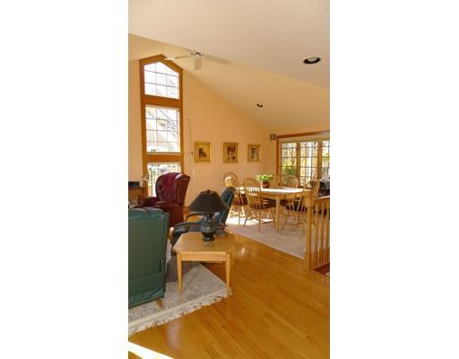 5 Richards St, Danvers, MA 01923 photo 17