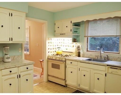 11 Olofson Dr, Bourne, MA 02532 photo 6
