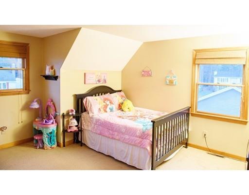 75 Fox Woods Dr, Springfield, MA 01129 photo 11