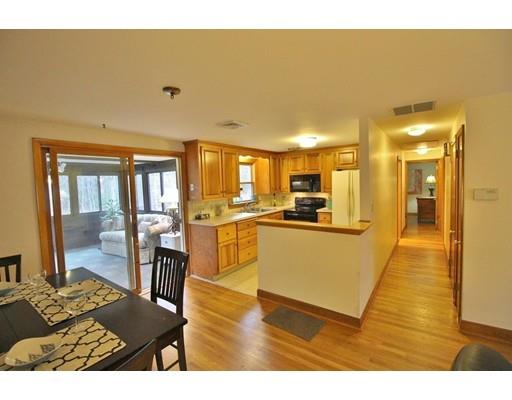 679 Pearl St, Reading, MA 01867 photo 7
