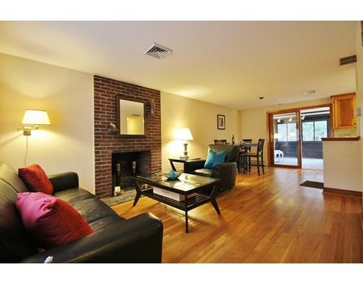 679 Pearl St, Reading, MA 01867 photo 4