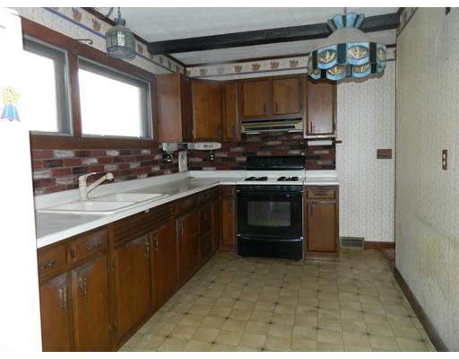 4 Eddy St, Fairhaven, MA 02719 photo 4