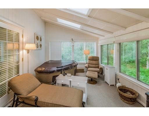 17 Meadowbrook Rd, Mashpee, MA 02649 photo 12