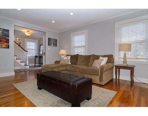 10 Roberts Rd, Wellesley, MA 02481 photo 8