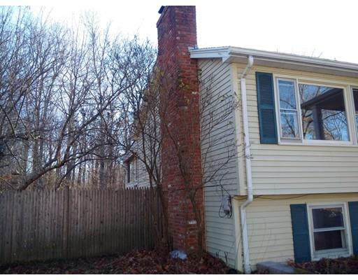 8 Shepherd Ave, Dudley, MA 01571 photo 2
