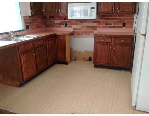 8 Shepherd Ave, Dudley, MA 01571 photo 4