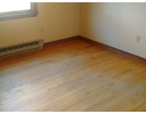 8 Shepherd Ave, Dudley, MA 01571 photo 6