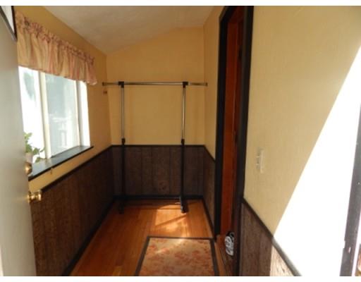 68 School St, Saugus, MA 01906 photo 10