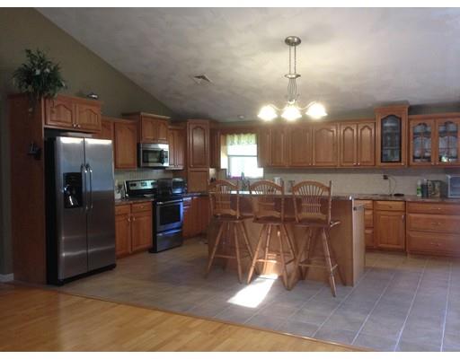 96 Elm St E, Raynham, MA 02767 photo 11