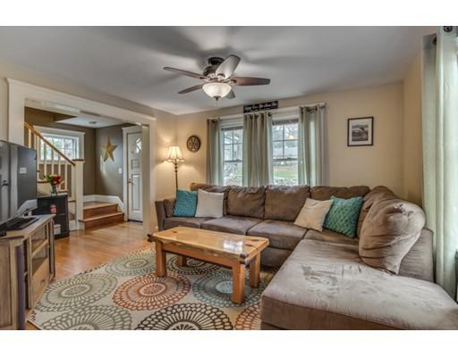 12 George St, Reading, MA 01867 photo 8