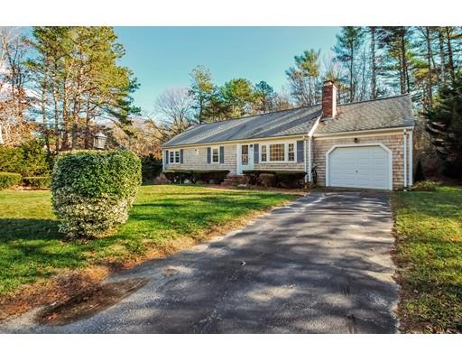 237 Mariner Cir, Cotuit, MA 02635 photo 2
