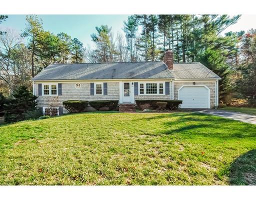 237 Mariner Cir, Cotuit, MA 02635 photo 1
