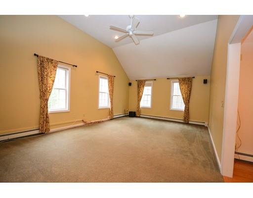 78 Whitins Rd, Sutton, MA 01590 photo 15