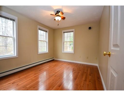 78 Whitins Rd, Sutton, MA 01590 photo 13