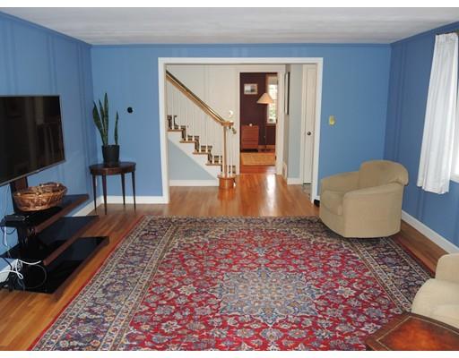 120 Laurel Dr, Needham, MA 02492 photo 3