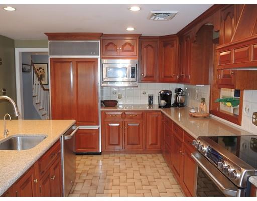 120 Laurel Dr, Needham, MA 02492 photo 7