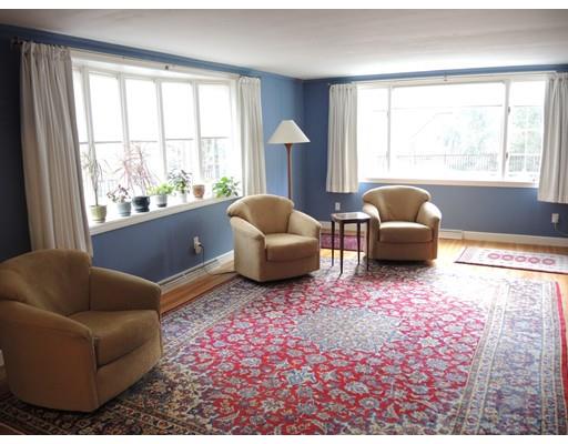 120 Laurel Dr, Needham, MA 02492 photo 2