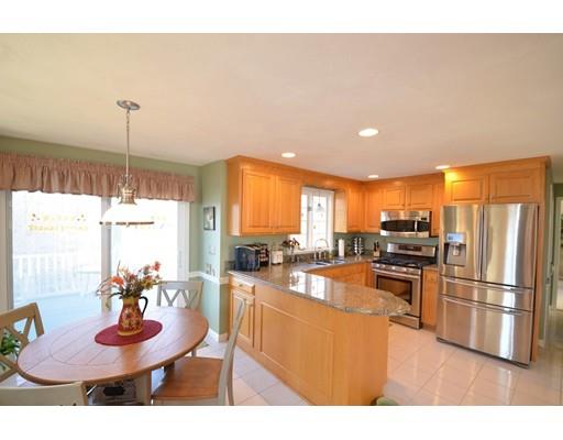 9 Jackson Cir, Franklin, MA 02038 photo 3